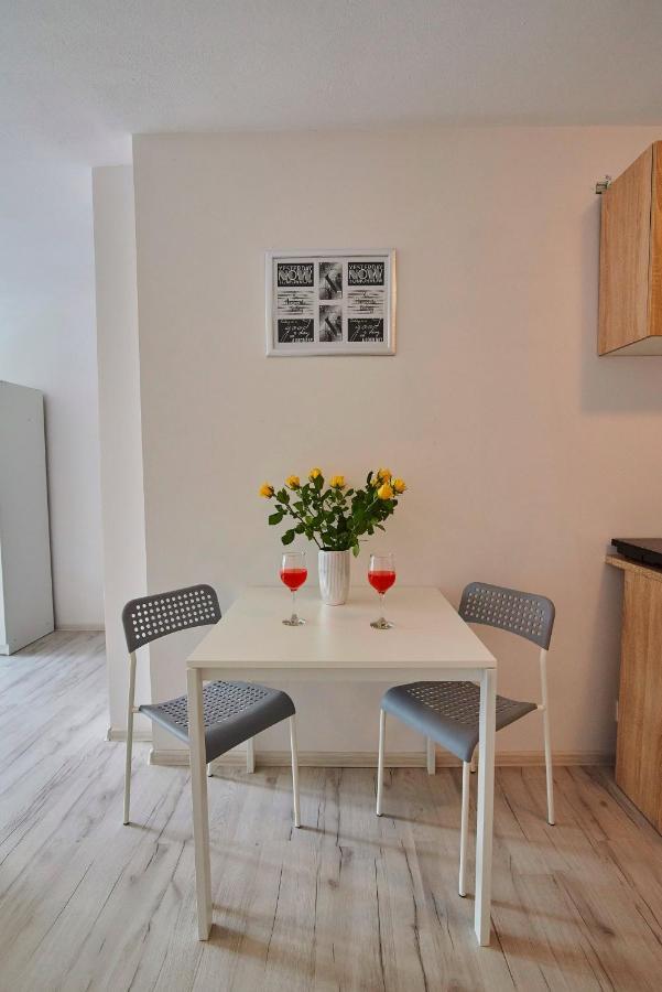 Apartment Regem Płońska Warschau